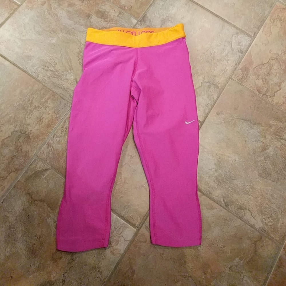 Nike capri dryfit running tights